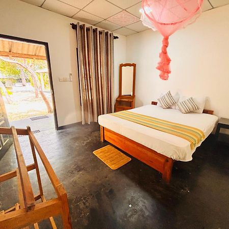 Werala Beach Resort Калпития Екстериор снимка