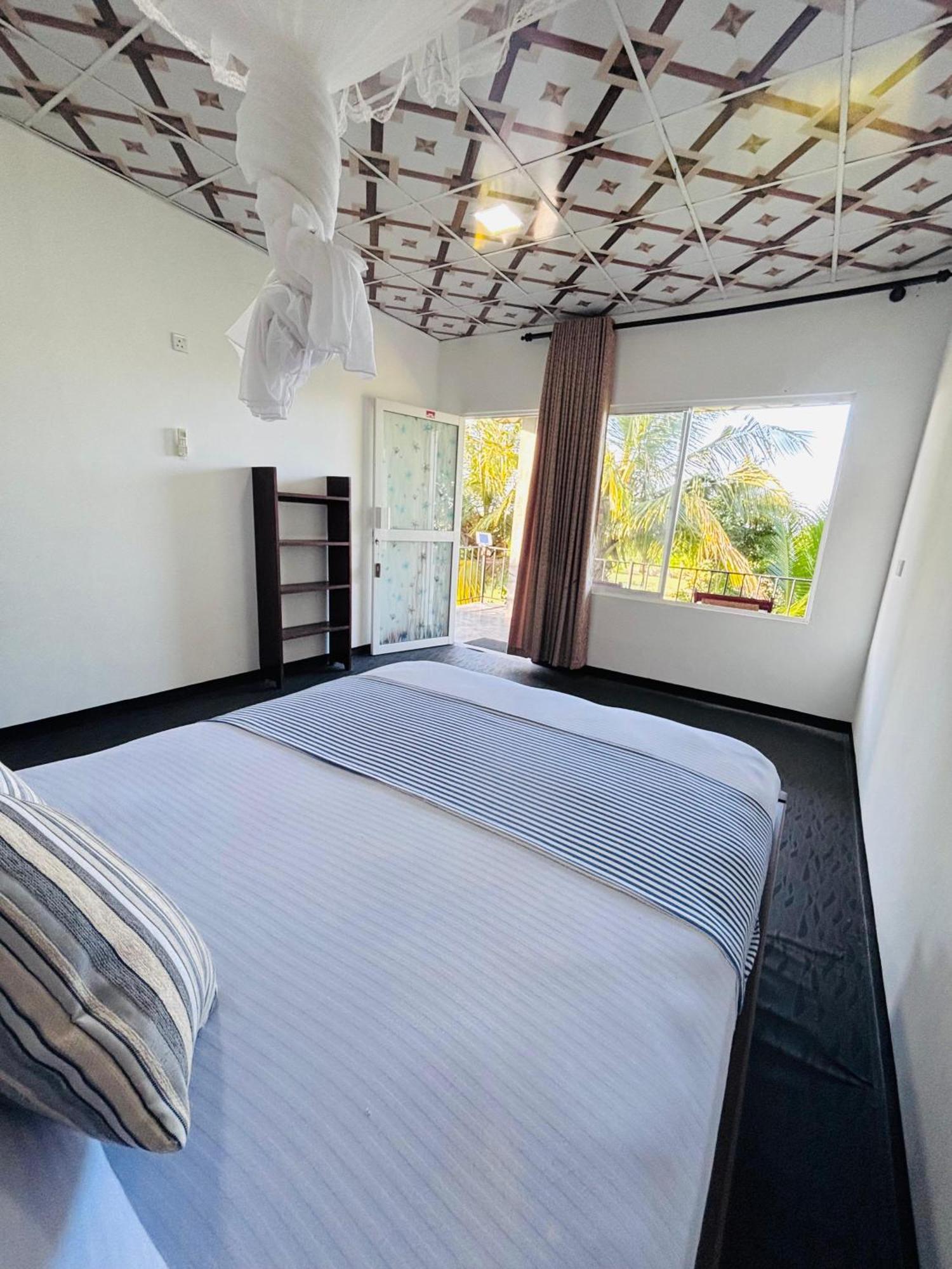 Werala Beach Resort Калпития Екстериор снимка